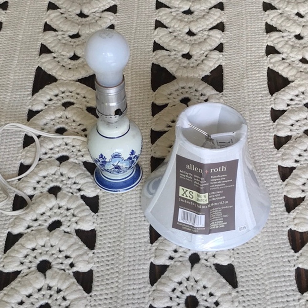 Vintage Holland WindMill Nightlight Reading Lamp